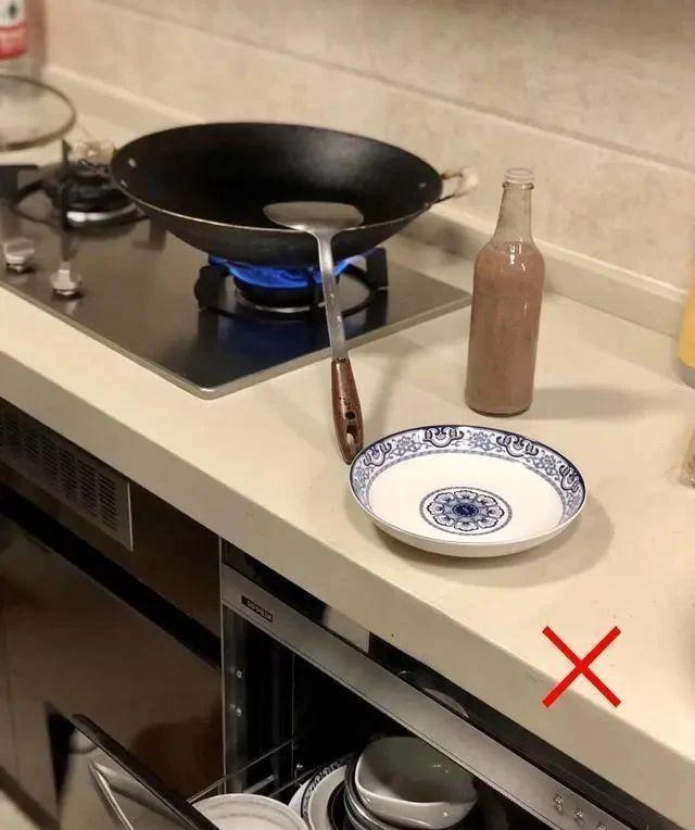 卫生间|新房入住抹脖自尽!这15处装的感觉没带脑子!房毁钱光!一团乱麻