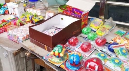 毒玩具|有毒的玩具:孩子喜爱的“假水”,是解压神器还是“坑娃神器”?