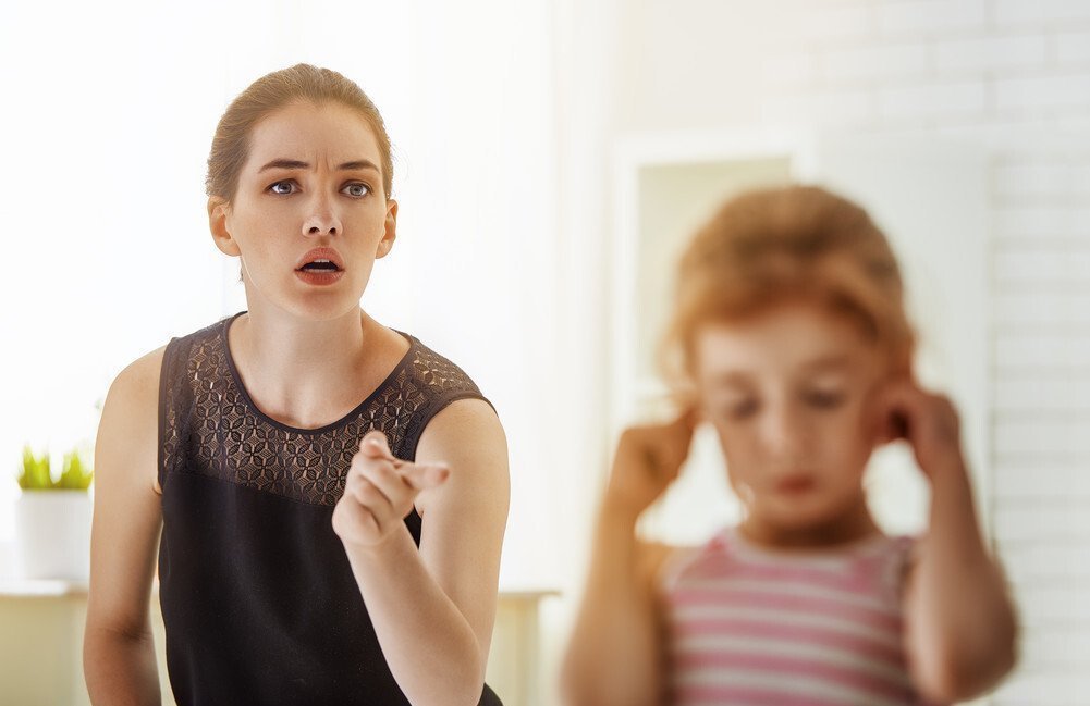 外面的世界|你知道孩子被吼后,身体会发生什么变化吗?每一个都让心疼