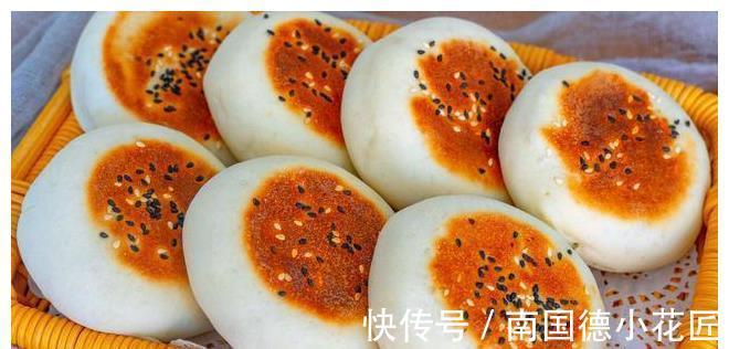秘诀|这烧饼，外面排队30分钟才能买到，秘诀独家公布，吃一口就爱上