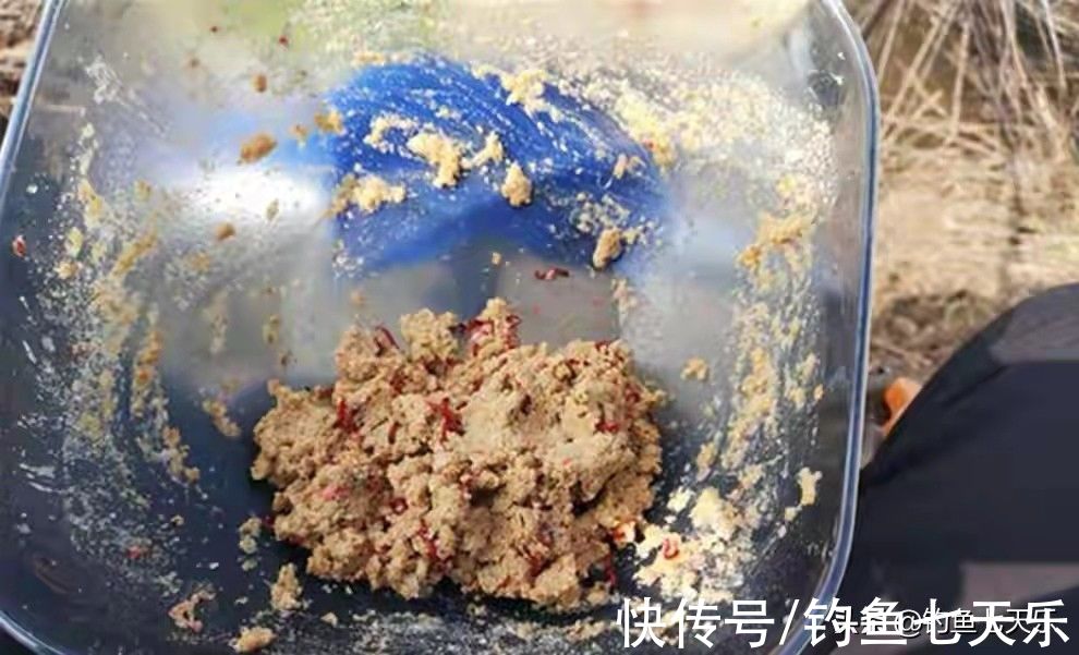 冬季想钓大板鲫，鱼饵、天气、鱼竿以及钓位，一个都不能少