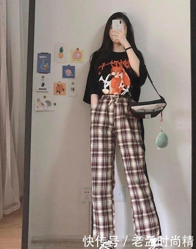 潮酷风格帅女孩, 休闲舒适还时尚, 谁看了不说一声姐姐好?