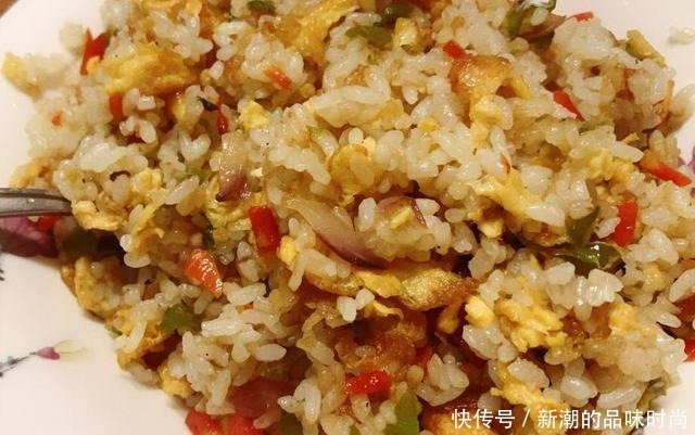  配菜|蛋炒饭先炒“鸡蛋”还是“米饭”，大厨都不对，这样做更好吃！