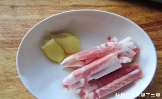  做法简单，味道鲜美，保你米饭连吃三大碗！