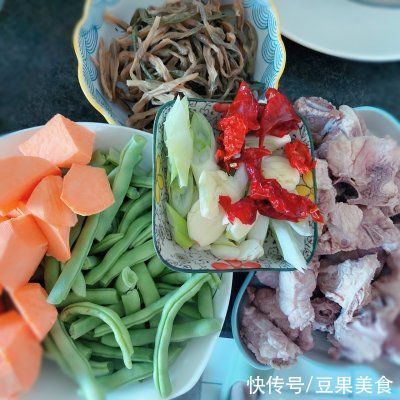 滋阴|酱排骨焖花卷的花式做法，你会了吗？