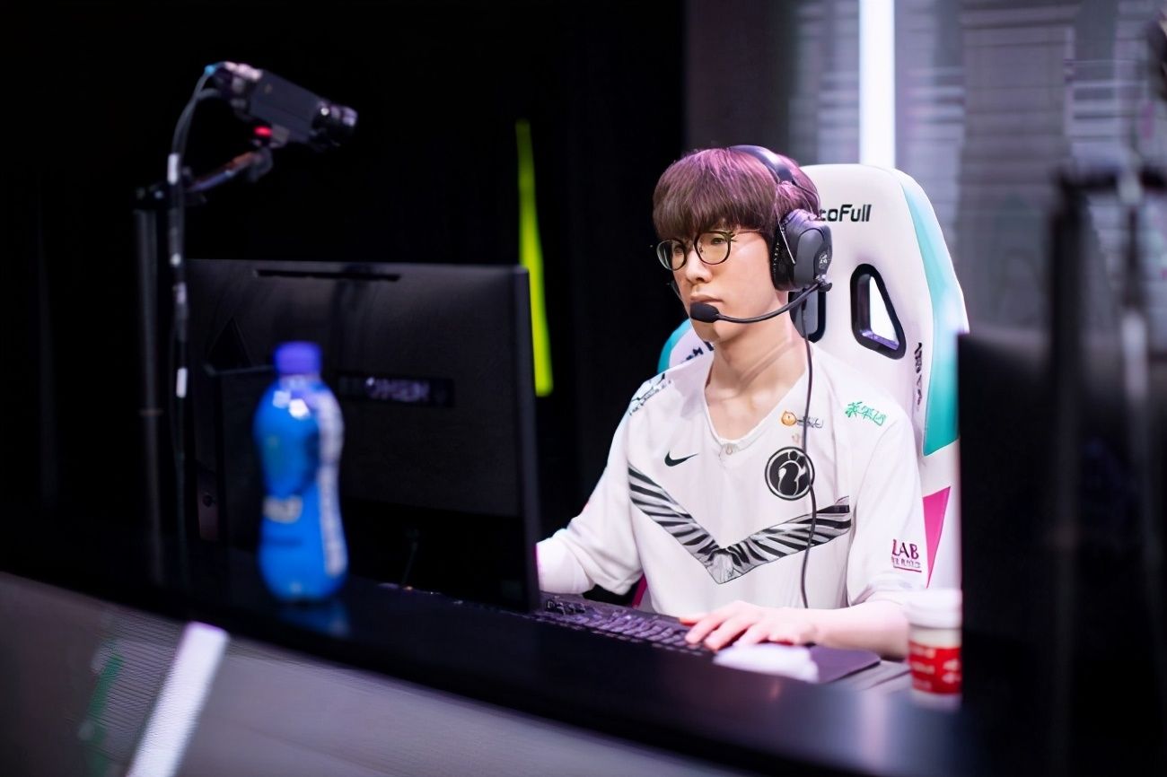 LPL|KPL和LPL的竞争？bin票数超过猫神被质疑，Ts五名开外