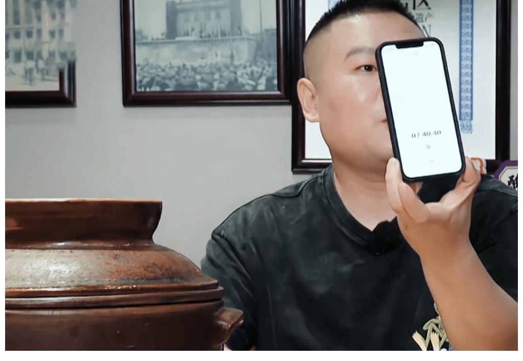 打卡|刘雨昕没有岳云鹏带队，美食打卡输给了杨迪，太惨了