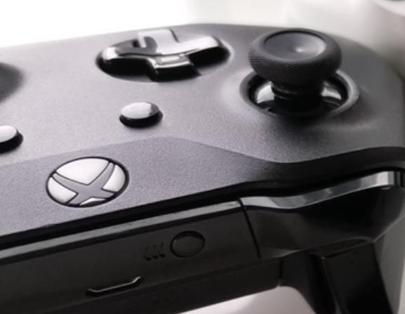 手柄|游戏手柄横评，北通阿修罗3与Xbox One，谁更值得买？