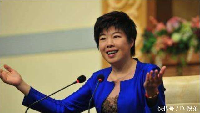 论语|她是红遍全国的国学大师,却被北大学子轰下台,中间经历了什么