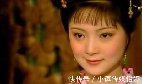 袭人|《红楼梦》中, 薛宝钗几次无意间的失态之举, 是巧合吗