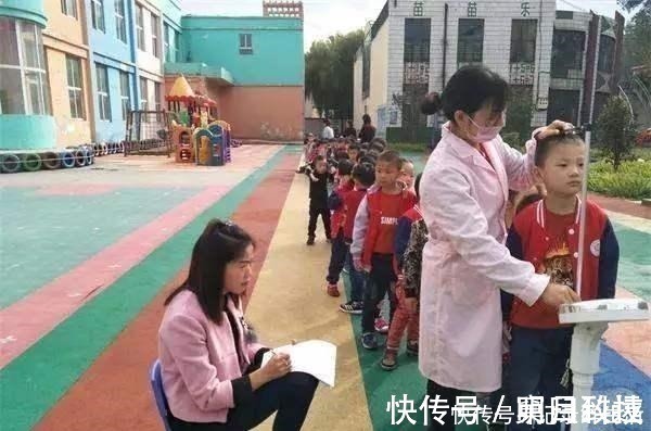 儿童|儿童身高体重标准表,身材矮小的孩子,抓住猛涨期还有可能蹿一蹿!