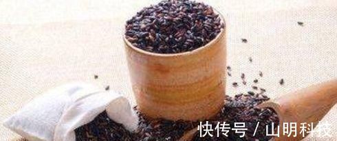 开心果|女性想要身体好多吃四种食物，营养丰富、延缓衰老，好吃又不贵