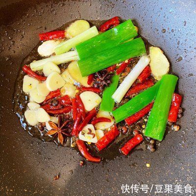 500g料酒|暖胃又养生，一次吃三大碗都不过瘾的干煸麻辣鸡翅根