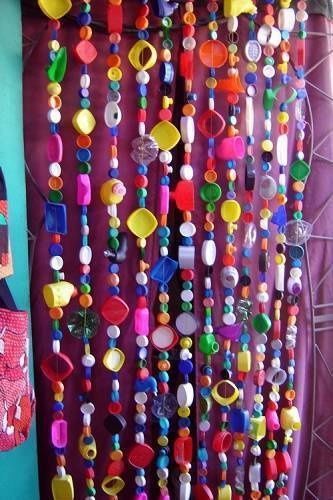 把肥皂放在矿泉水瓶盖上,第二天奇迹发生了