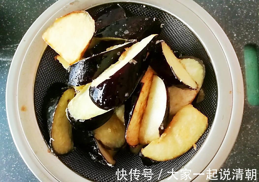 麻婆豆腐|入秋后这菜不能错过,每周连皮炖3次,美白养颜,越吃越年轻