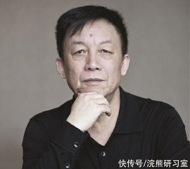  可笑|易中天称乾隆“王八蛋”，被乾隆后人投诉，真的荒唐可笑吗？