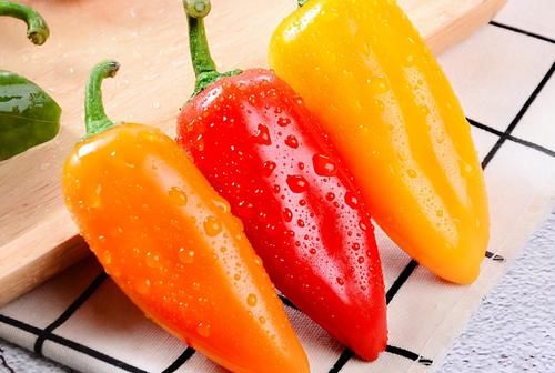  美容|女性抗衰先排毒，常吃3种食物，改善体质，美容养颜，早吃早受益