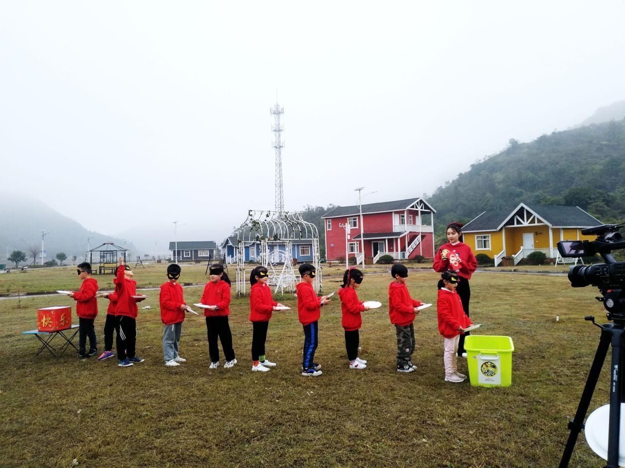 大型少儿真人秀节目《潮童向前冲》走进七星顶度假区