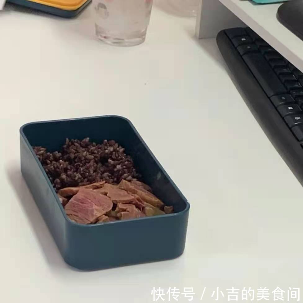 同事|网友分享：70斤同事每天吃的一日三餐，看完明白：瘦是有道理的！