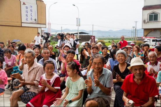 中秋|“万人赏月诵中秋”集中展演射洪市分会场——民谣歌会举行