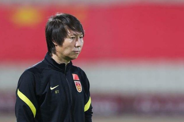 球队|深夜动荡!中国足坛再受打击,2022年第一支球队解散
