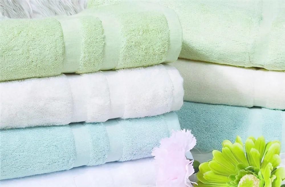 浸泡|毛巾用得又脏又滑，简单一个清洗窍门，毛巾跟新买的一样洁净如新