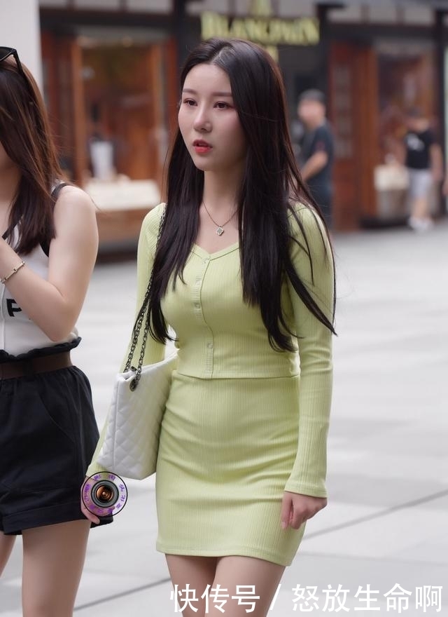 让这个冬天既舒服又有时尚感的连衣裙装扮,穿出优雅的姿态