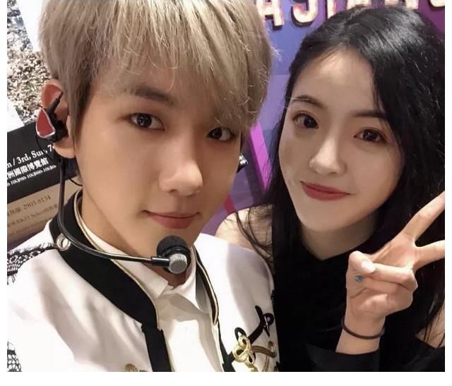 王中磊女兒加盟導(dǎo)演類綜藝，昔日爭(zhēng)議言論被扒，微博刪評(píng)顯心虛