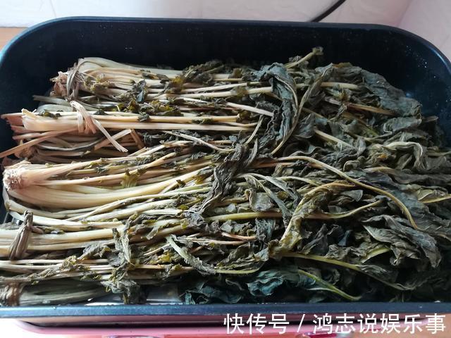炖肉|这菜不花钱,营养极高,很多人当垃圾扔,晒干了炖肉特香,别浪费
