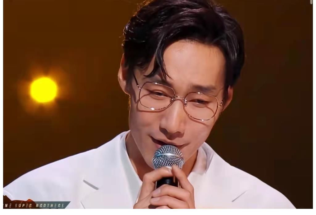 又真香了！《追光吧哥哥2》有能量、有笑點(diǎn)、有情懷、帥而不膩！