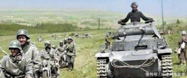 倒插|这具冻僵的德军士兵遗体,被苏军倒插在雪中当路标!