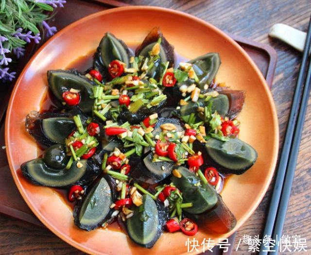 味道|凉拌皮蛋,这3味料缺一不可!放对了,皮蛋不苦不腥,味道错不了