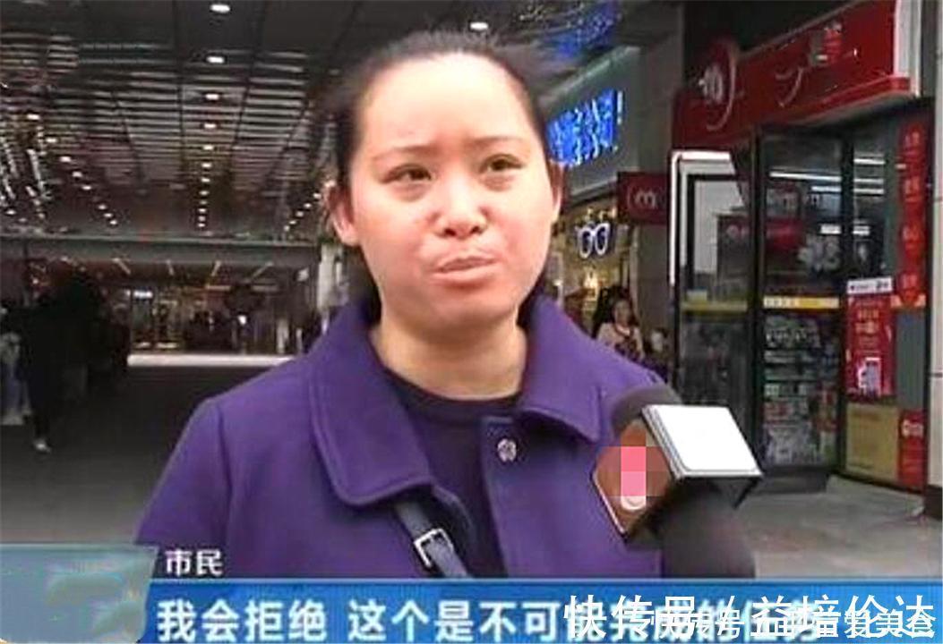 刘女士|“爸爸没了”,孩子的亲子作业完成了,幸福的一家四口也毁了