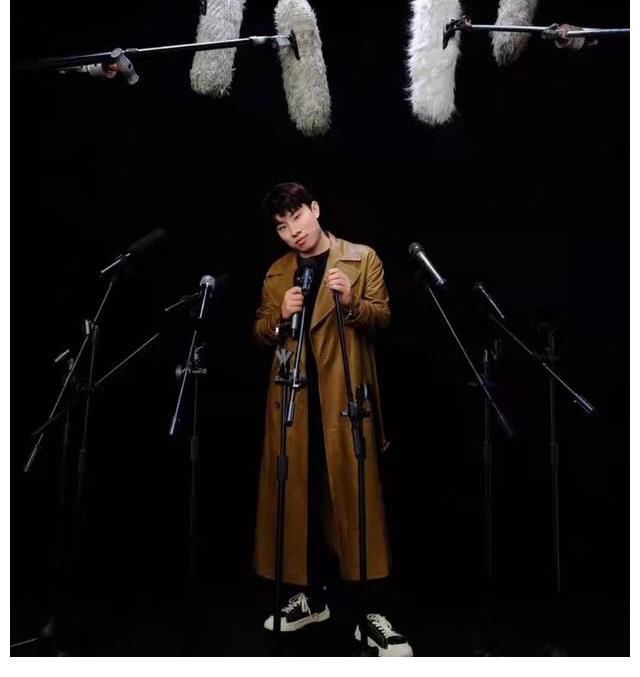 火爆全网的徐志胜，原来毕业于山东理工大学，在校成绩优异