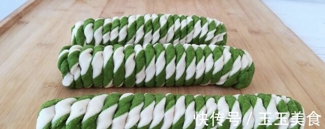 火腿肠|面粉新吃法,香过馒头,软过面包,颜色好营养高,吃过一次忘不掉