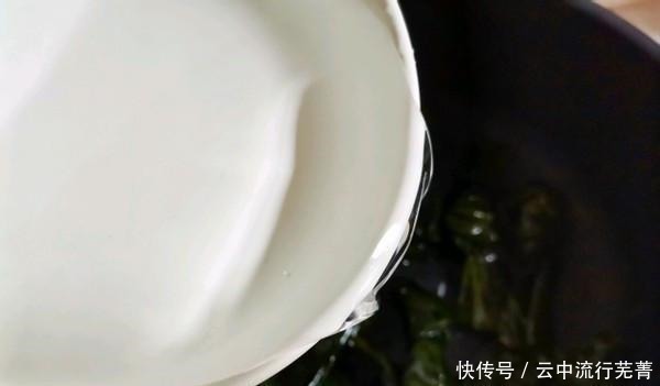 豆腐|日本人称它为“长寿菜”,和豆腐一起煮,每天一碗,健康营养