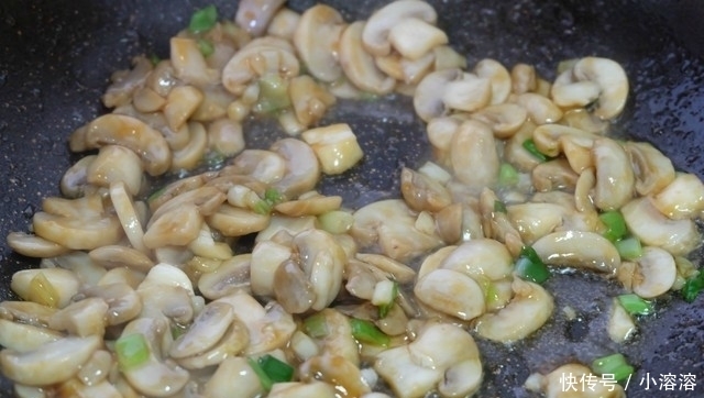 生抽酱油|口蘑这个做法好,简单易学的快手家常菜,清爽鲜嫩,热量低不怕胖