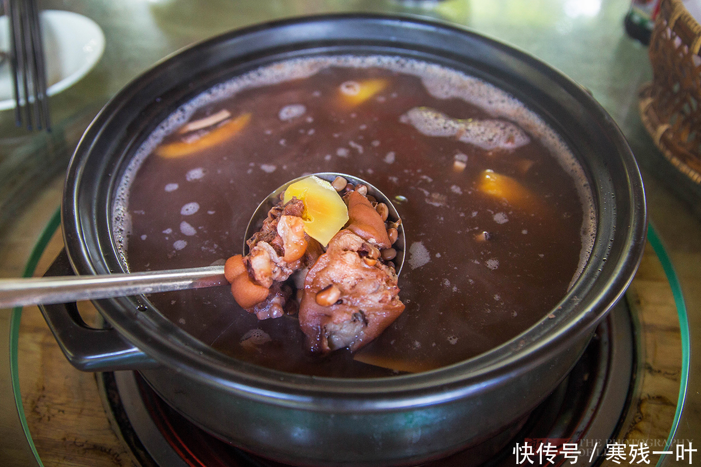 海南|海南特色网红农家菜,一桌十二道菜1200元,你觉得怎么样?