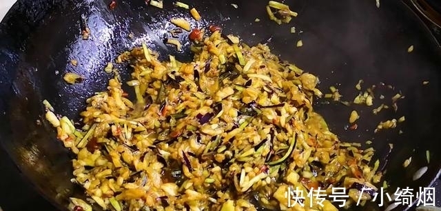 绵软|比肉馅还香的饺子，茄子当馅，不油腻口感更绵软