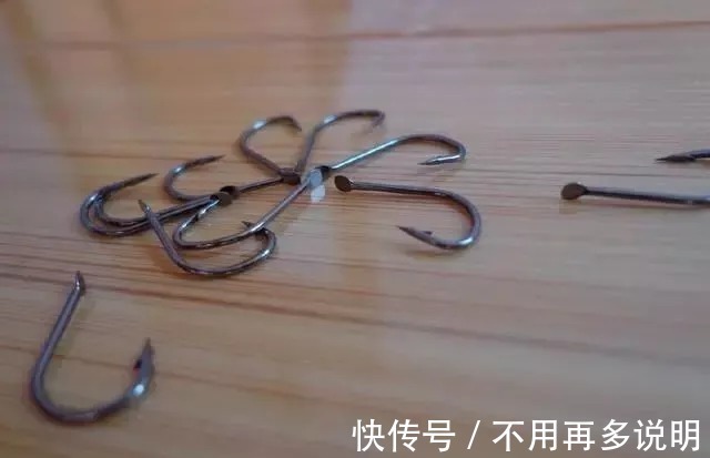 钓鱼|野钓鲫鱼用几号鱼钩合适?原来很多钓友都用错了,难怪“空军”