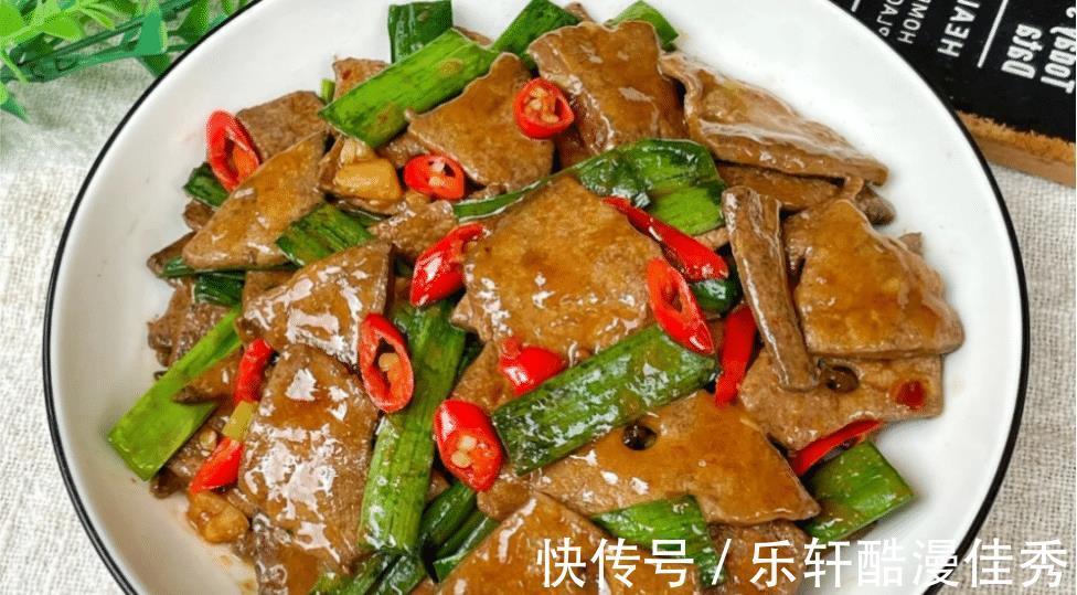 它是天然“补血库”, 每周吃一次,补血补铁,聪明人经常吃