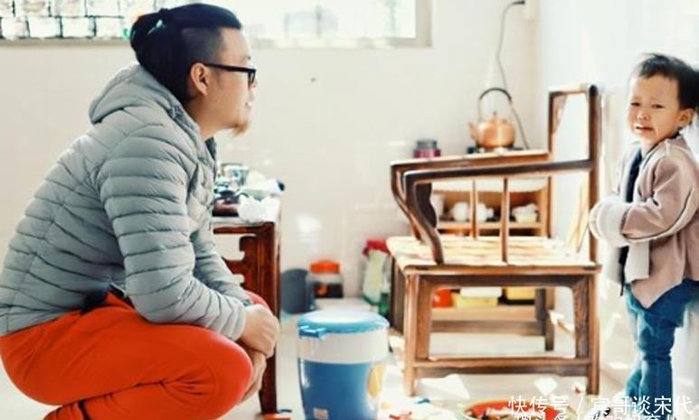 行为|李玫瑾教授:孩子有这4种行为,家长该打就得打,长大后很难改正