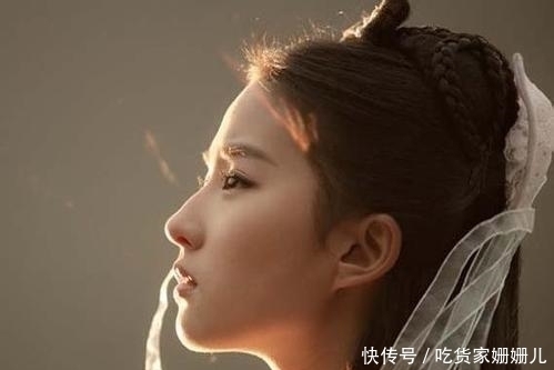 脸上有这3个特点的女生,颜值绝对不一般!更是来自于上帝的雕刻