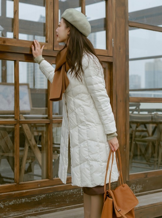搭配|入冬后快穿“过膝羽绒服”,显瘦遮肉又显气质,轻松穿出高级感
