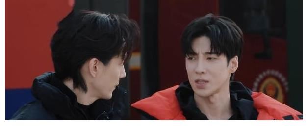 《荆哥》衍生综艺开播,高瀚宇话多,惹网友反感,批评其不守规矩