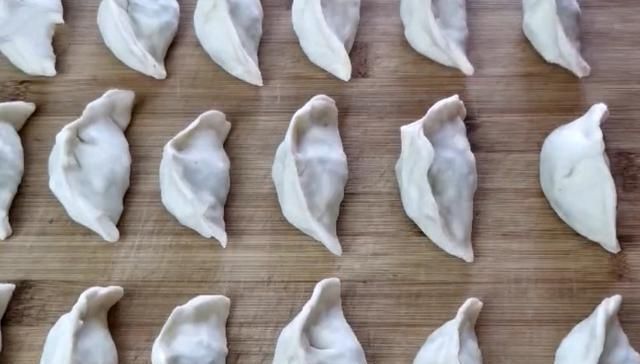 油搅拌均匀|做韭菜饺子时,调馅料不要只加鸡蛋,多加点它,饺子鲜美又好吃