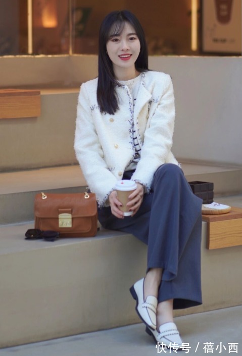 长筒靴 今年最流行的三双鞋子,比长筒靴更百搭和高级,穿在身上蛮显瘦