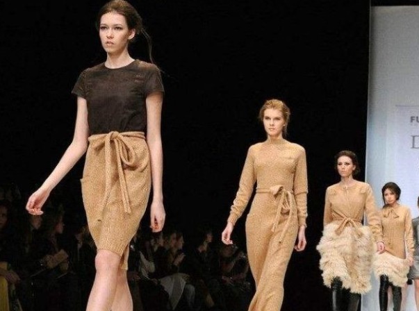 不吃晚饭|一个月不吃“晚饭”,大概能瘦多少斤模特告诉你真实答案!