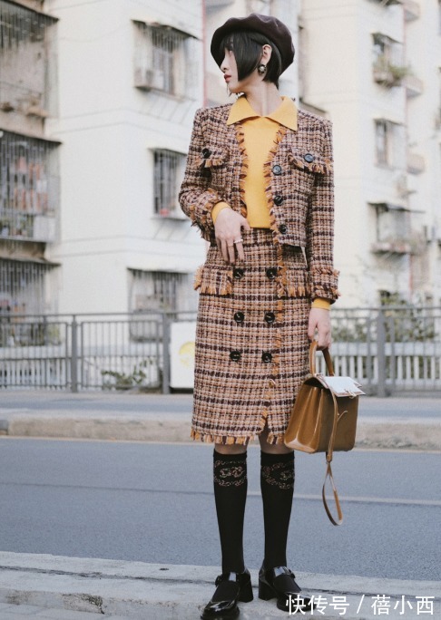 香风 为什么时髦精都爱穿“半身裙”?看看这4款洋气穿搭,你就明白了