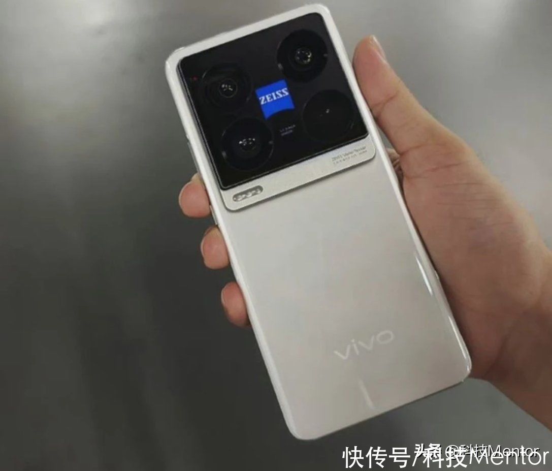 x70|vivo X70系列曝光，更强劲的影像系统，更快的充电速度